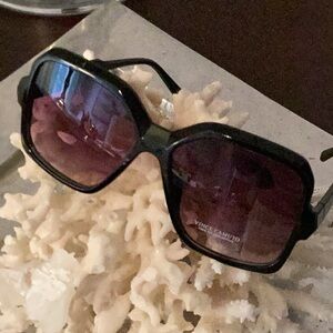 Vince Camino Classy New Sunglasses